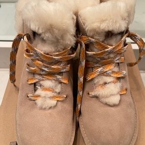 Ugg Classic Mini Alpine Lace Up Booties- Size 8 - Brand New